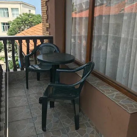 Hristovi Konukevi